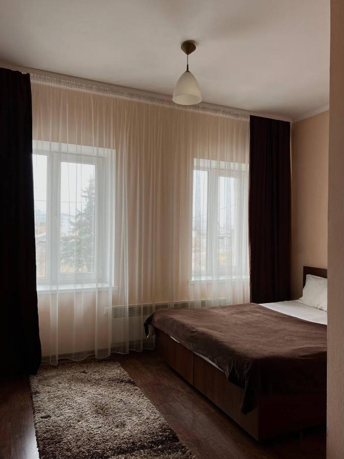 Козацькі Забави Rivne Esterno foto